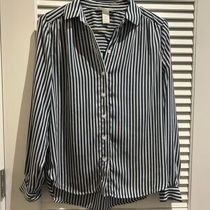 H&M Black, White, and Blue Striped Button-Up Shirt